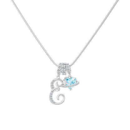 Collana con ciondolo a cuore con iniziale