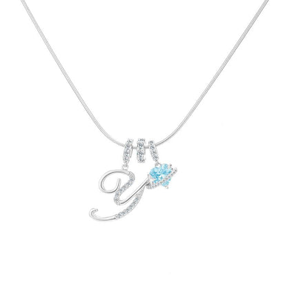 Collana con ciondolo a cuore con iniziale