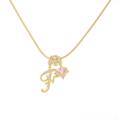 Collana con ciondolo a cuore con iniziale